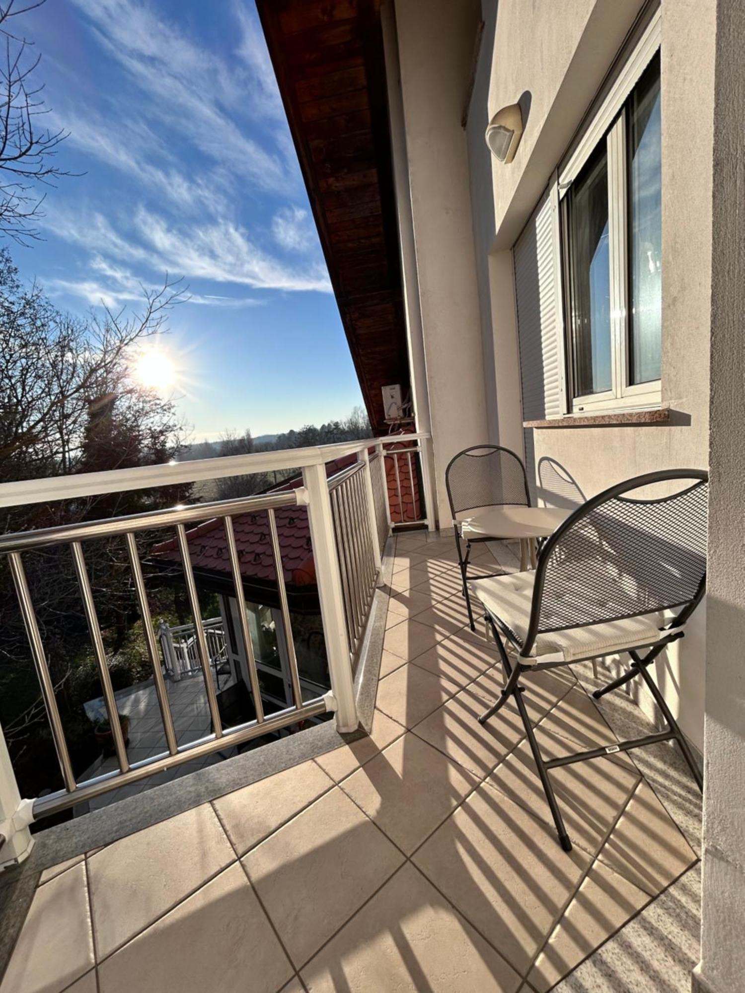 Astarea - Luxe Penthouse In Nature - Jacuzzi - Free Private Parking - Terrace & Balcony - Peace Zagreb Exterior foto